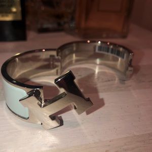 Clic Clac H L - vert argile- HERMÈS F1 01 57